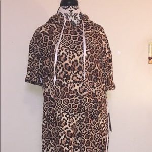 2XL Short Sleeveless Dress with Hoodie